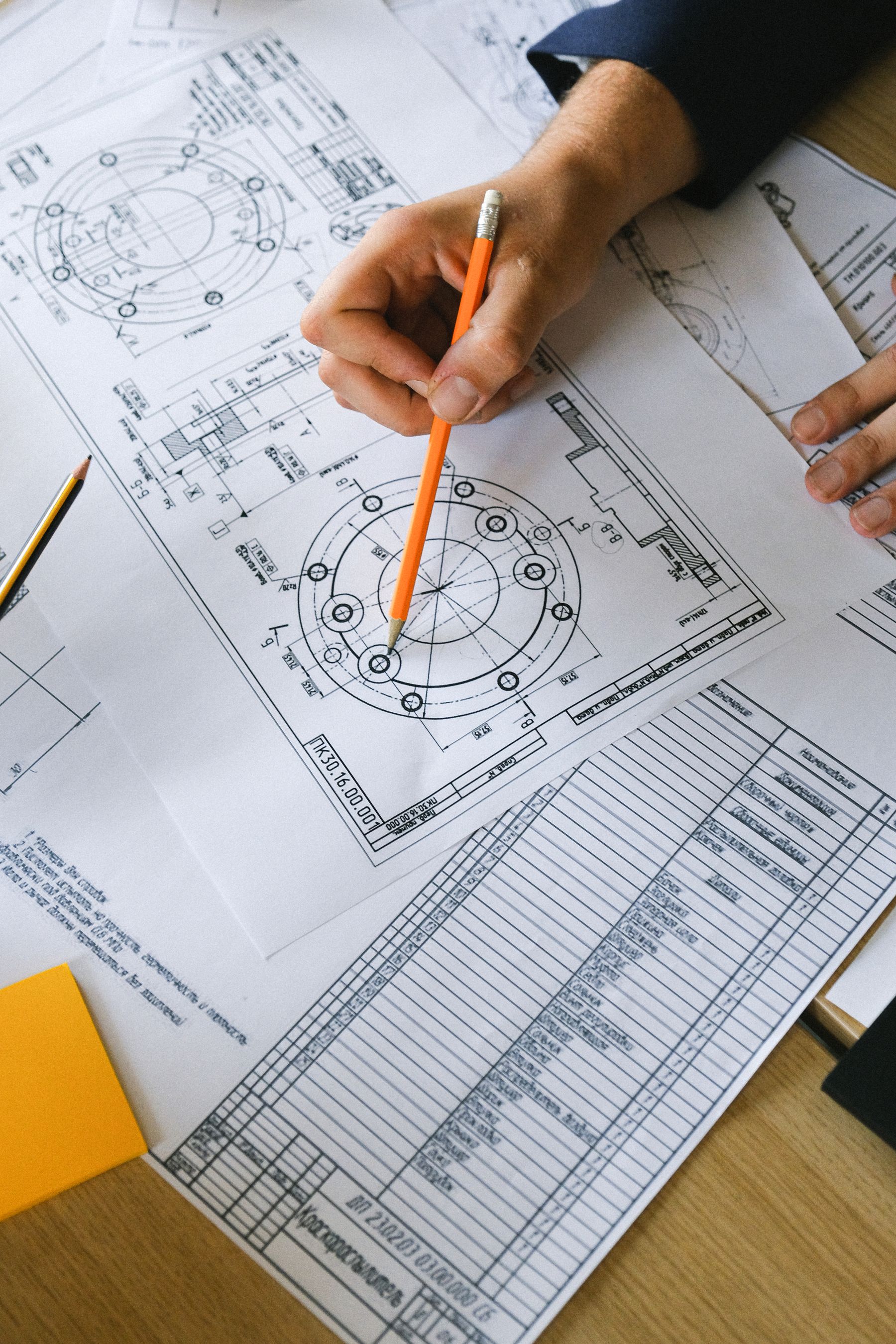 Documentazione tecnica e disegni in fase di verifica